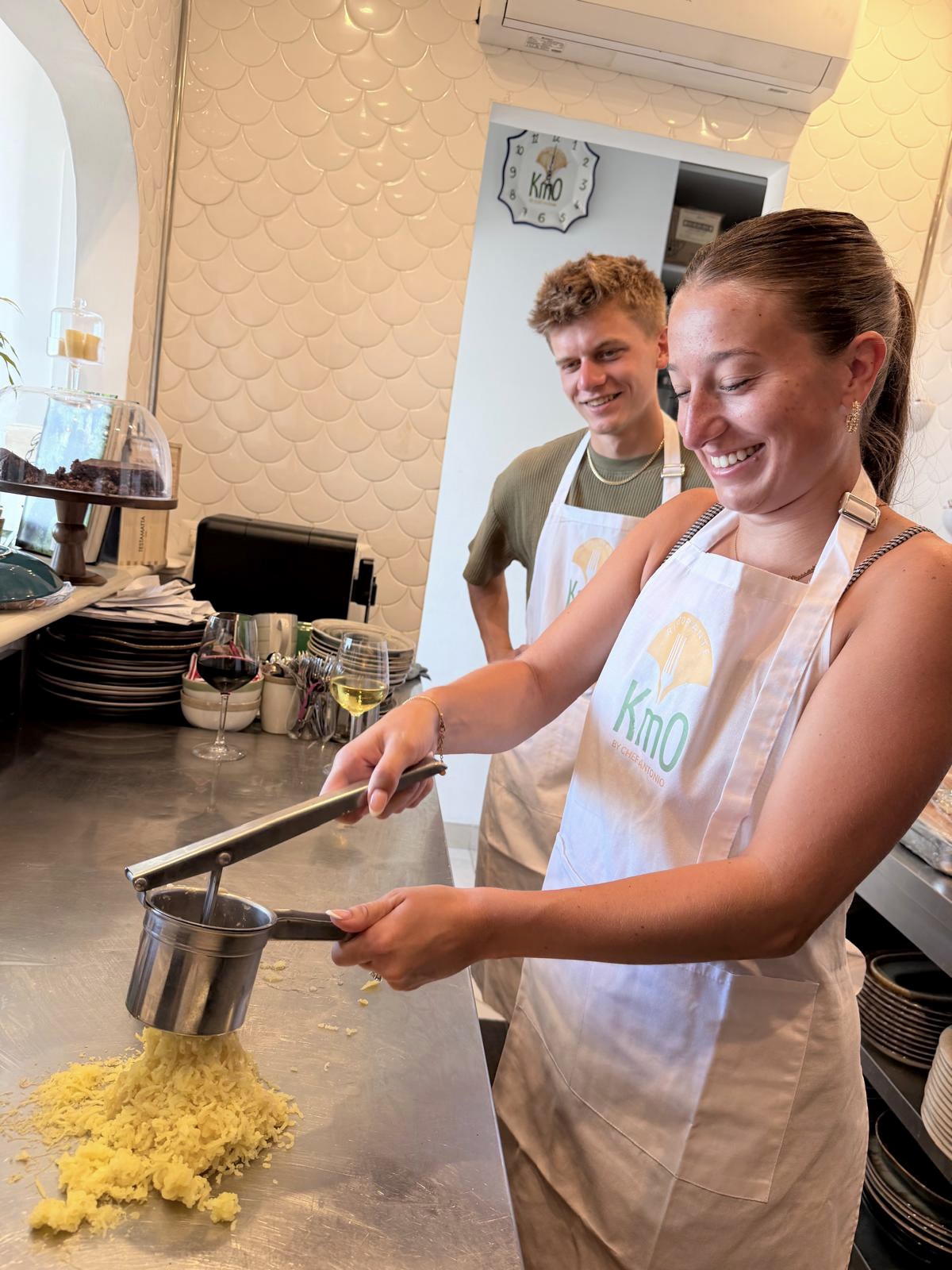 Preparazione della pasta fresca - Cooking Class Ristorante Km0 Praiano